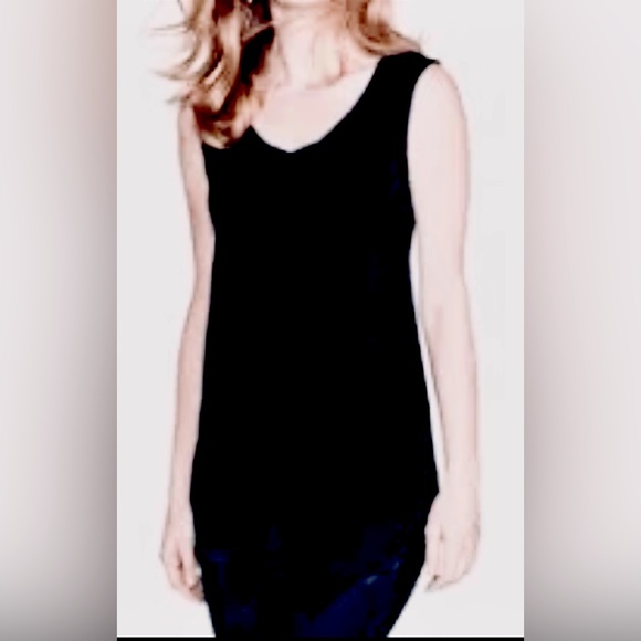 White House Black Market: White Asymmetrical Tank with cute chiffon hem. - Picture 2 of 9